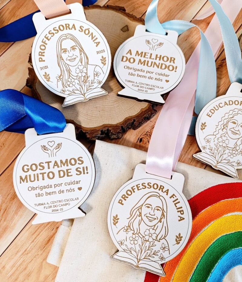 Medalha Melhor Professora em Madeira